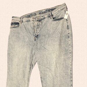 Old Navy Extra High-Waisted Secret-Smooth Pockets Sky Hi Straight Plus Jeans